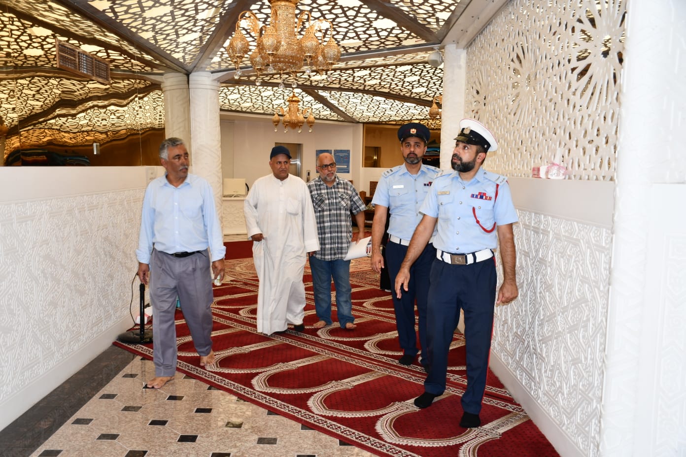 الإدارة العامة للدفاع المدني تنفذ حملة السلامة في دور العبادة <